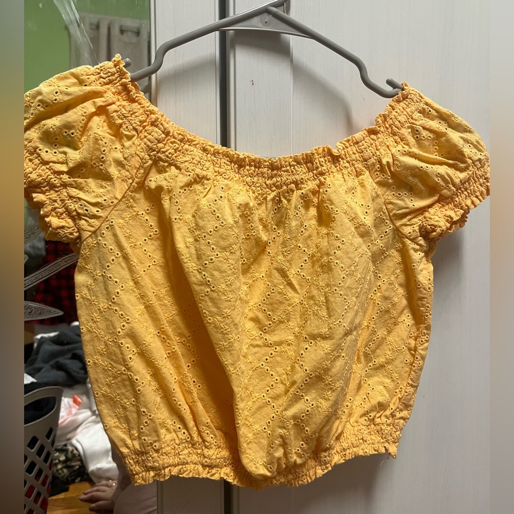 H&M crop top